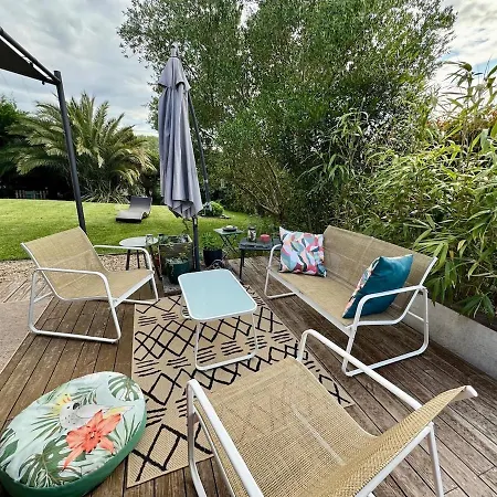 Maison Confortable Avec Jardin *