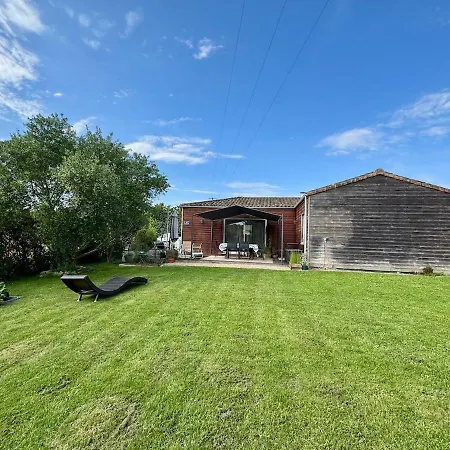 Feriehus Maison Confortable Avec Jardin